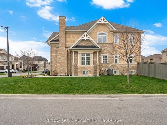 2nd image of 6 Hagerman Rd