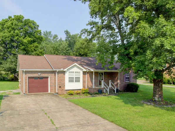 2104 Pea Ridge Rd, Clarksville, TN 37040