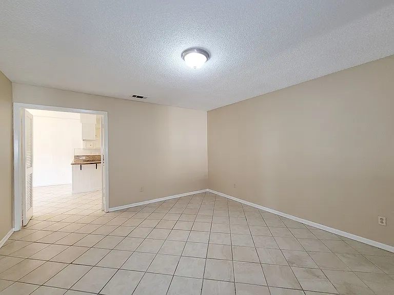2710 Quail Creek Dr — Photo 22