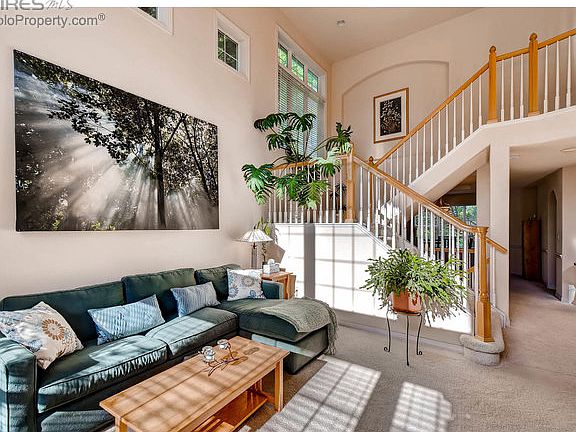 3rd image of 1433 S Larkspur Ct