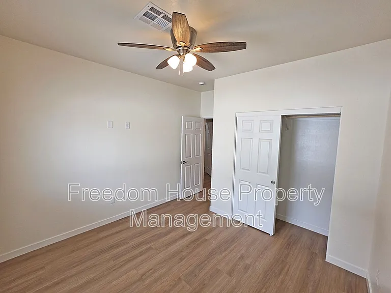 1701 Sycamore Ave #A — Photo 17
