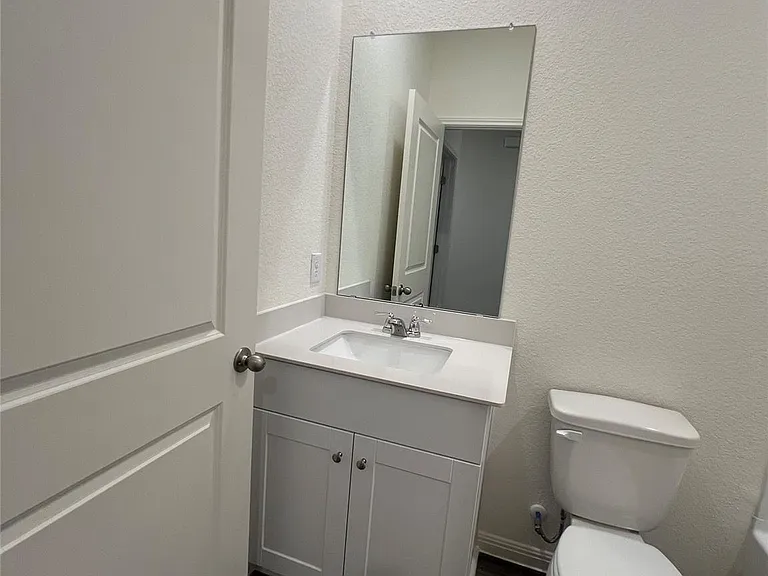 124 Rother Pl — Photo 10