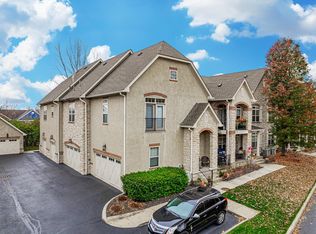 2393 Keep Pl, Columbus, OH 43204