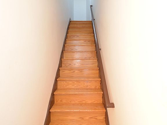 3rd image of 8723 15th Ave Floor 2