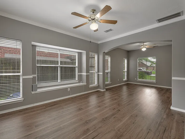 3361 Zubin Ln — Photo 19