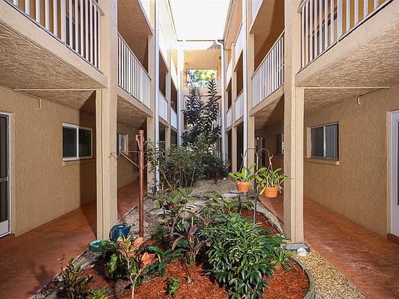 4th image of 1330 Glen Oaks Dr E Unit 272D