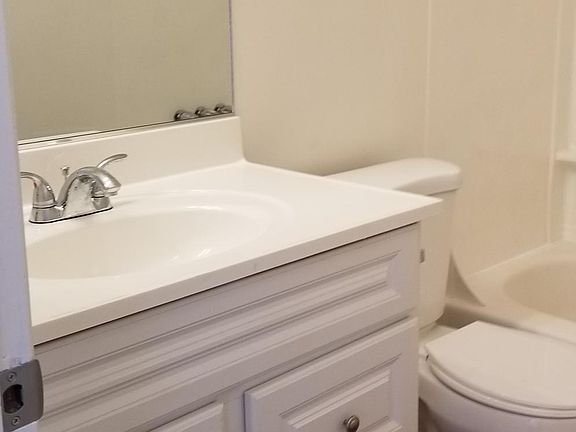 3rd image of 2704 4th St APT 21