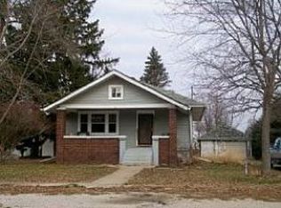 112 Maple St, Neponset, IL 61345