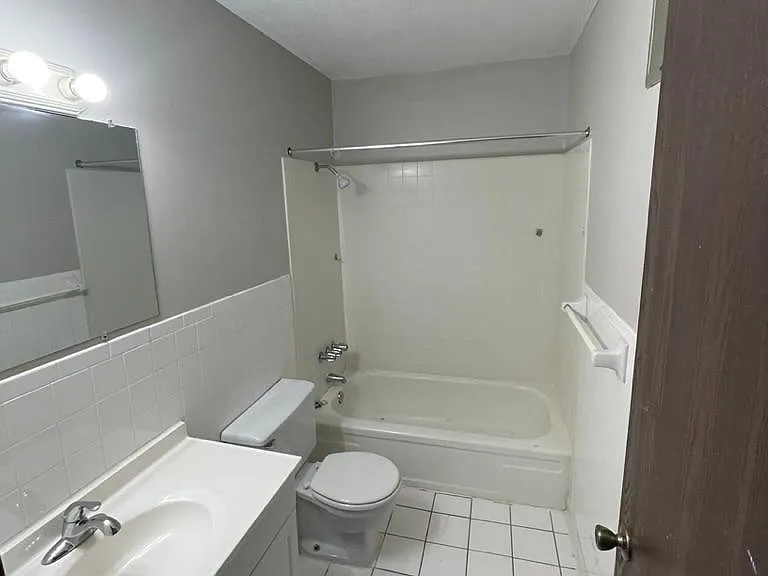Unit Photo