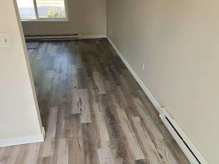446 34th Ave SW #446 — Photo 5