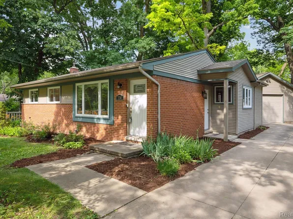 774 Dellwood Dr, Ann Arbor, MI 48103