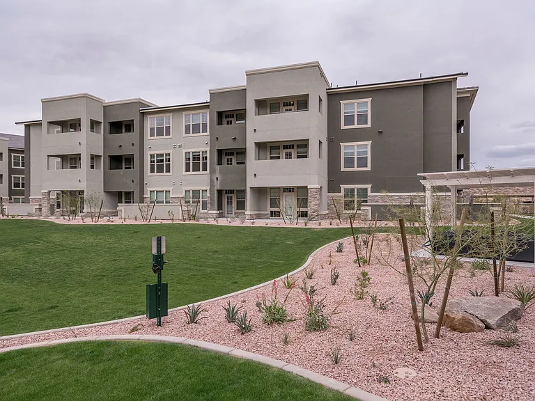 Springs at Red Mountain — Photo 49