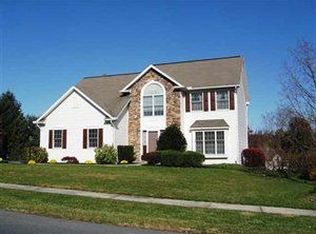 1051 Country Club Rd, Camp Hill, PA 17011