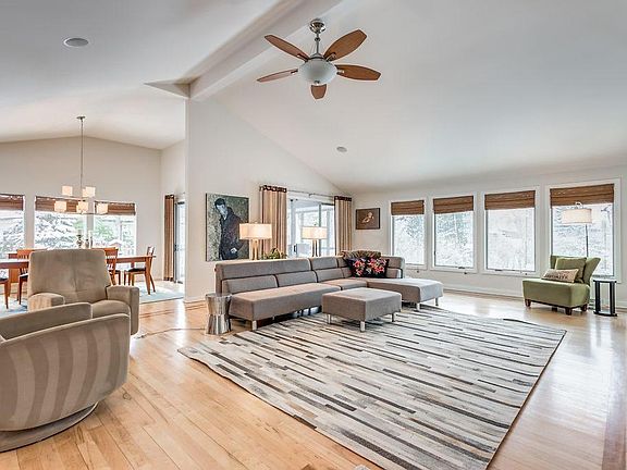 4th image of 4355 Shelbourne Ln