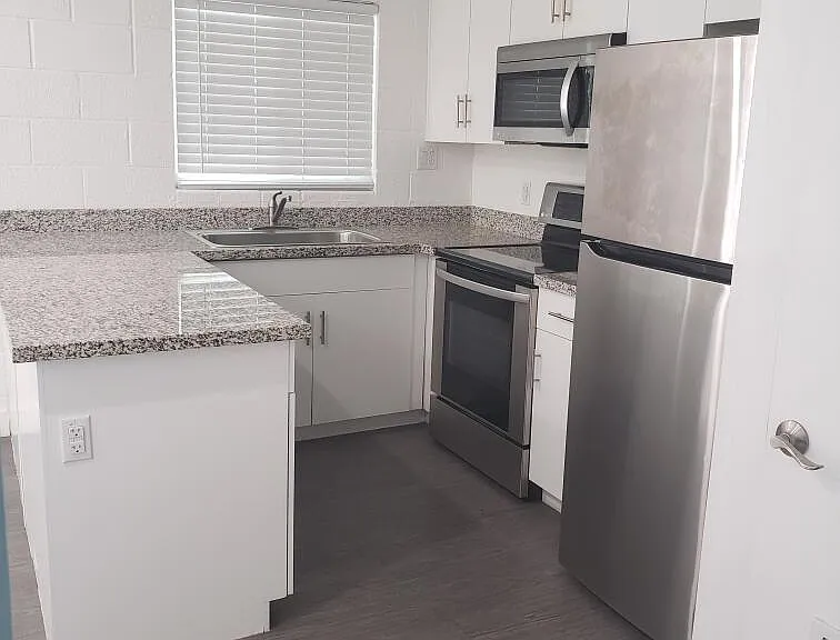 622 N 9th Ave #108 — Photo 6