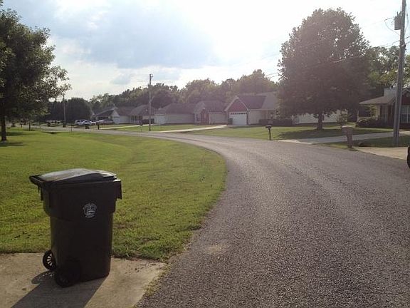 4th image of 218 Cedar Creek Cir