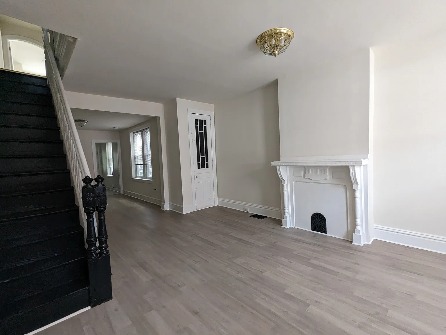 3036 W. Colona Street — Photo 4