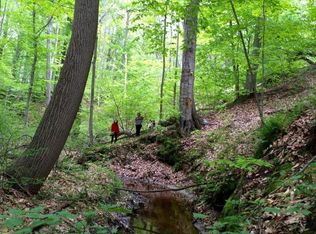 7834 W Youngren Rd, Harbert, MI 49115