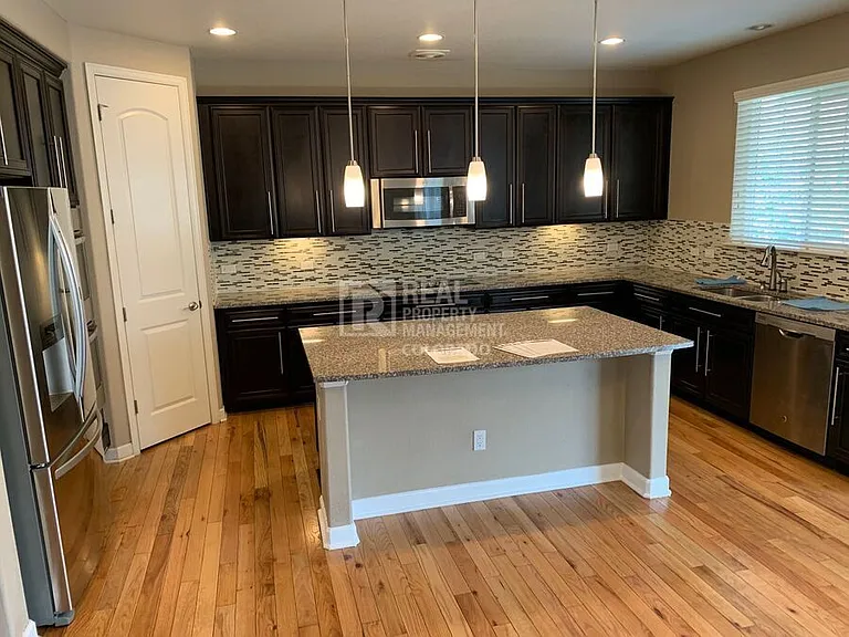 5028 S Versailles Cir — Photo 12