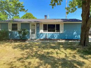 7521 Mildred Rd, Machesney Park, IL 61115