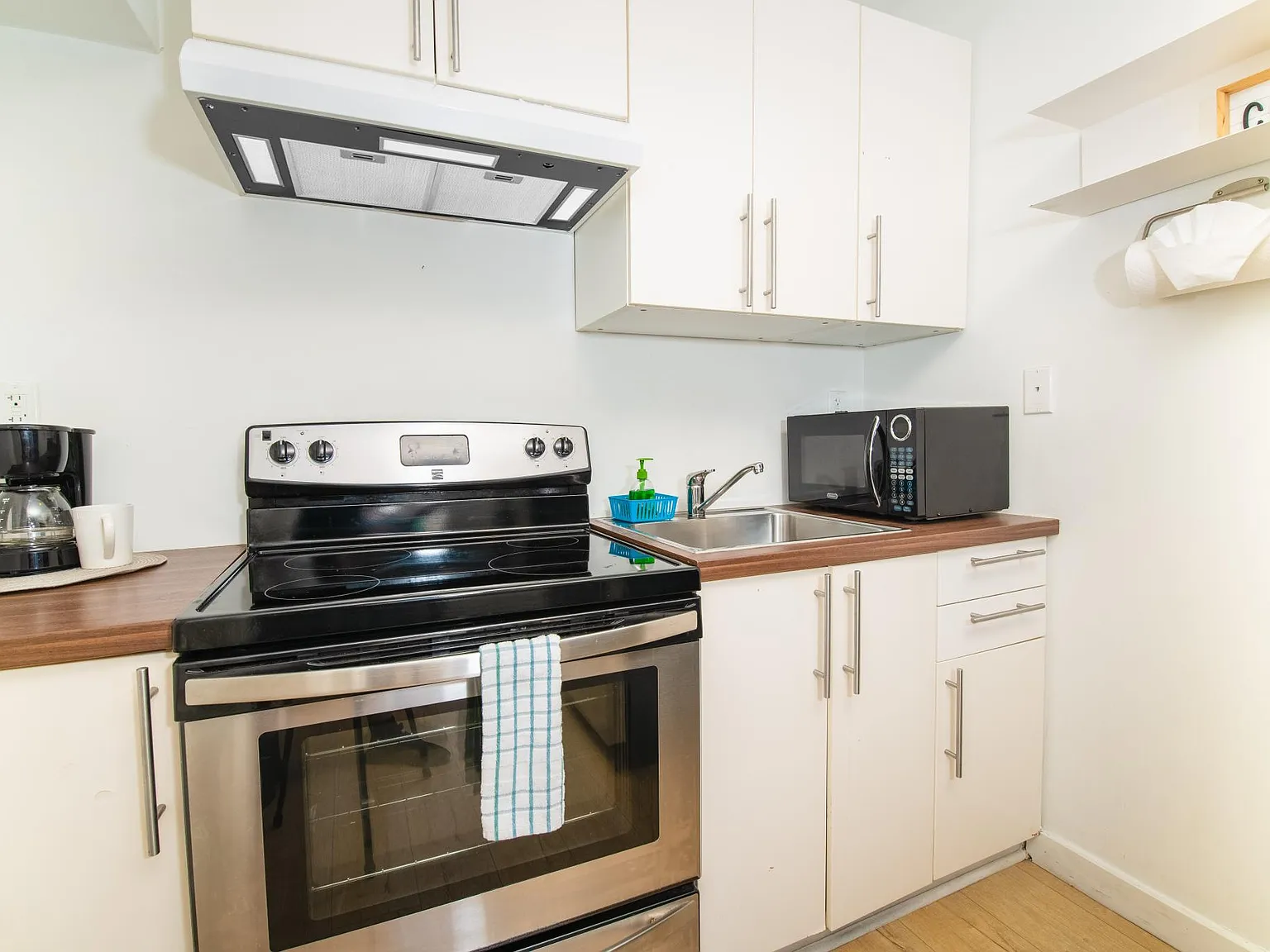 1 bed, 580 sqft, $2,200 — Photo 4