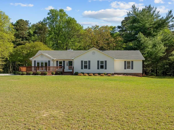 413 Bayles Rd, Lillington, NC 27546