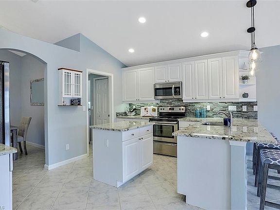 5th image of 6753 Southern Oak Ct