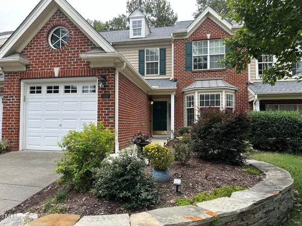11109 Maplecroft Ct, Raleigh, NC 27617