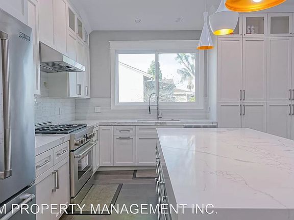 5th image of 330 Flora Vista Ave