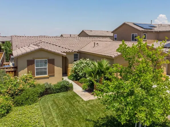 5900 Warren Ridge Dr, Bakersfield, CA 93313