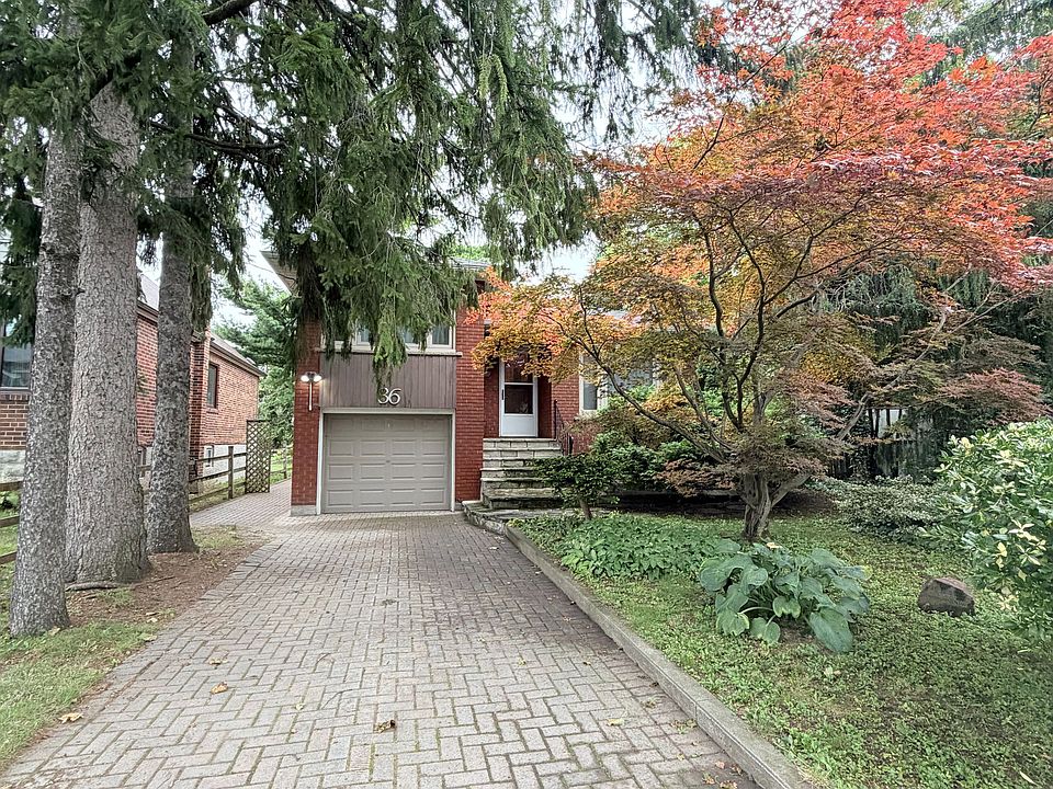 1st image of 36 Royalavon Cres
