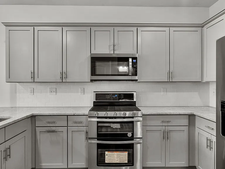 4032 Harmony Hills Dr — Photo 3