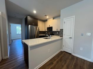 408 Westminster Ave #222, Elizabeth, NJ 07208