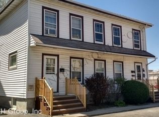 5912 8th Ave APT 4, Kenosha, WI 53140