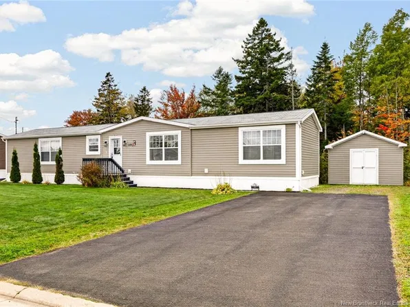 231 Bonaventure St, Shediac, NB E4P 0G9