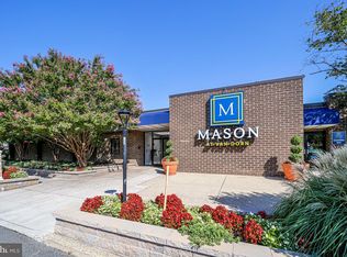 4 Van Dorn #602, Alexandria, VA 22304