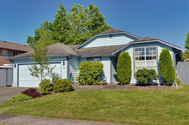 1st image of 7001 70th Ave NE
