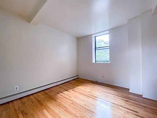 Rented by City Connections Realty | media 14