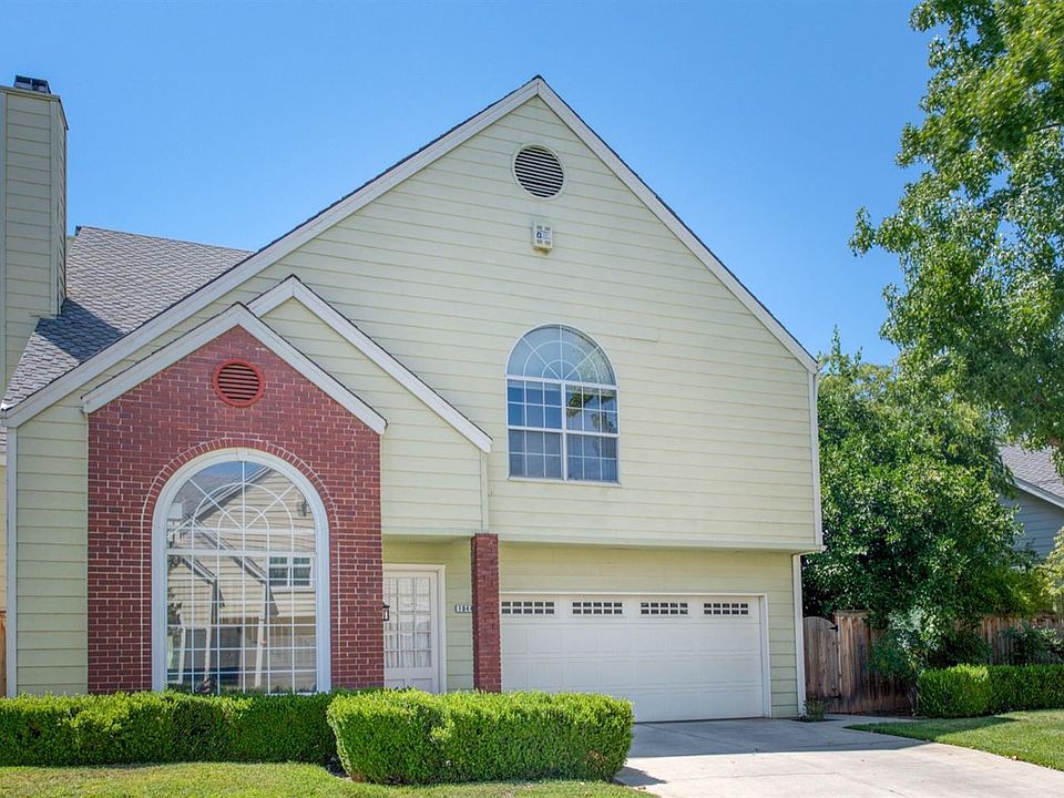 2nd image of 1044 E Monticello Cir