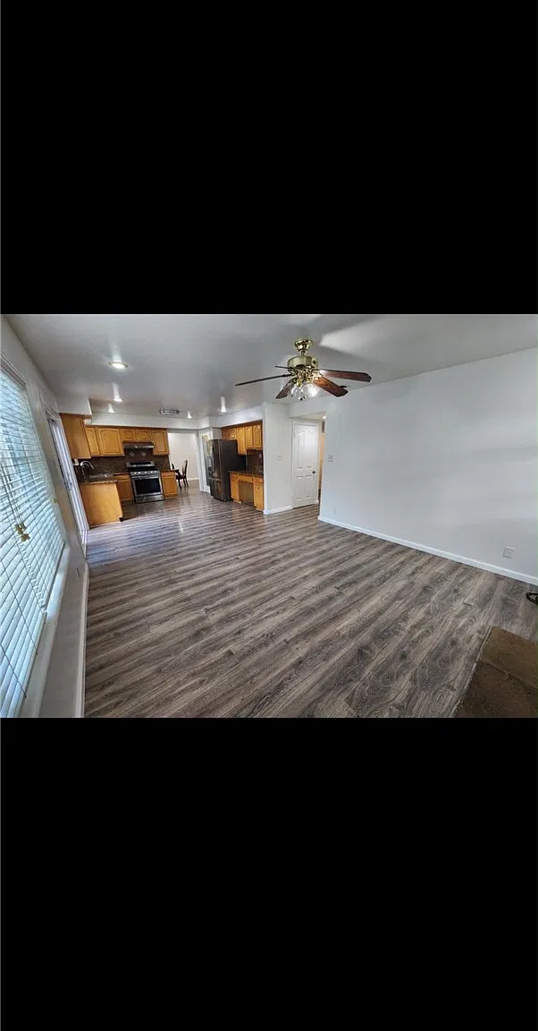 5 bed, 2510 sqft, $4,795 — Photo 4