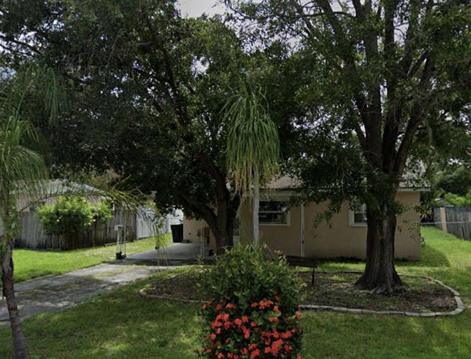 1st image of 9046 1st St N