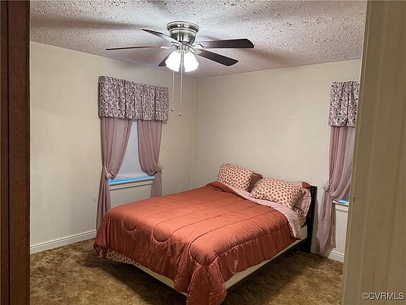 4th image of 3105 Gay Ave