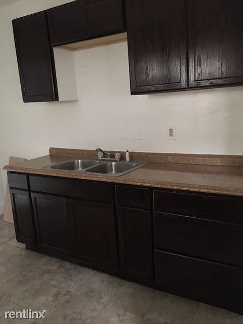 Lower unit Kitchen
