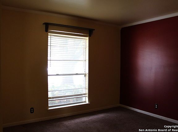5th image of 8107 Golden Forest Dr