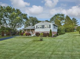 907 Circle Dr, Shelbyville, KY 40065