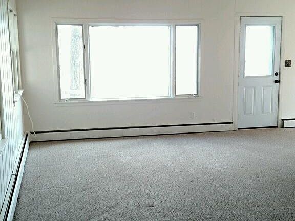 5th image of 813 N Shore Dr