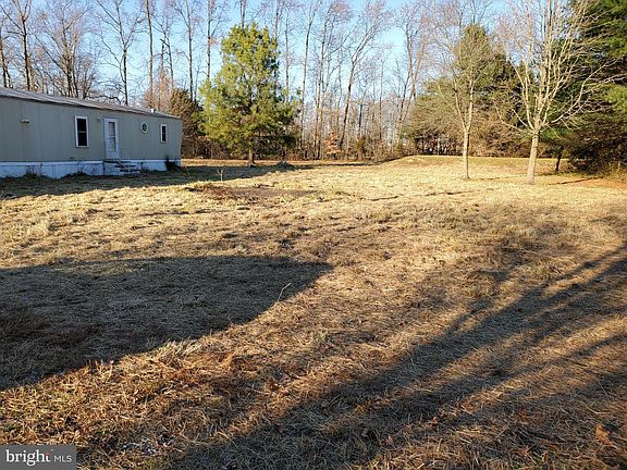 5th image of 875 Tower Rd