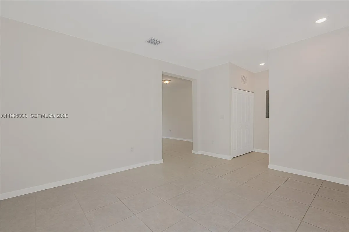 Building Photo - 14732 SW 181st Ter