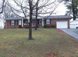 240 Nickell Heights Rd, Paducah, KY 42003