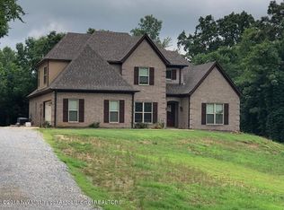 5701 Davis Ln, Hernando, MS 38632